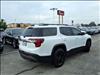 2023 GMC Acadia AT4 - thumbnail 3