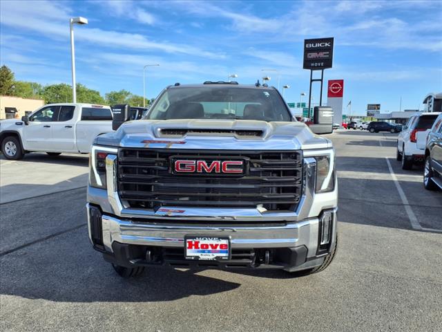 2025 GMC Sierra 2500HD Pro