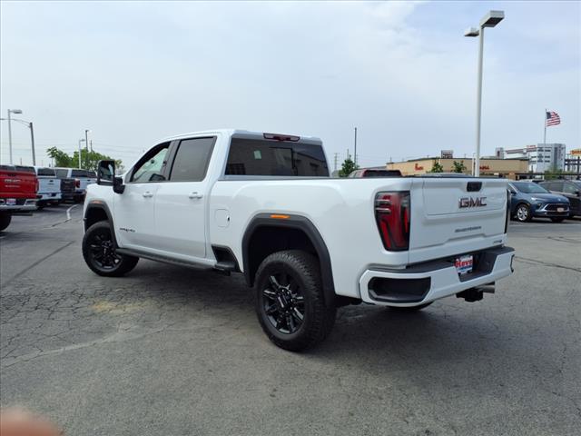 2025 GMC Sierra 2500HD AT4
