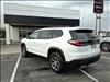 2026 GMC Acadia AT4 - thumbnail 5