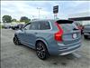 2022 Volvo XC90 T6 Momentum 6-Passenger - thumbnail 5
