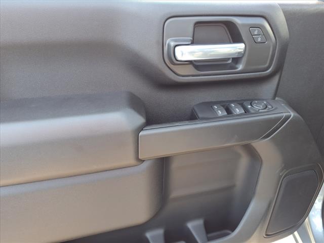 2025 GMC Sierra 2500HD Pro