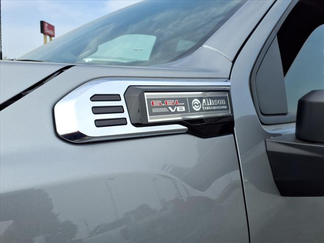2025 GMC Sierra 2500HD Pro
