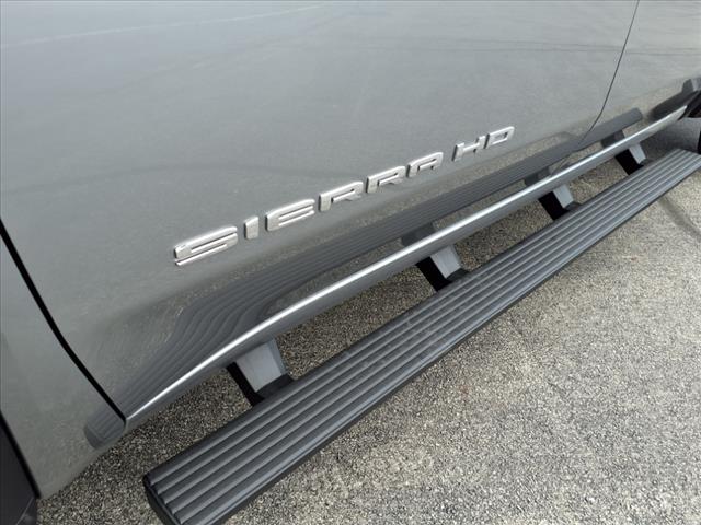 2025 GMC Sierra 2500HD Pro