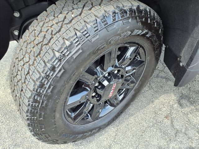 2025 GMC Sierra 2500HD AT4