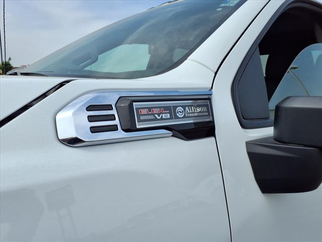 2025 GMC Sierra 2500HD Pro