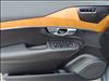 2022 Volvo XC90 T6 Momentum 6-Passenger - thumbnail 9