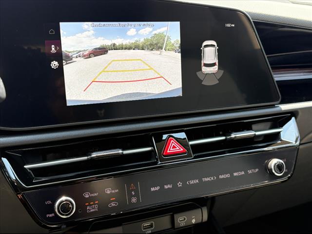 2025 Kia Niro EX - Photo 10