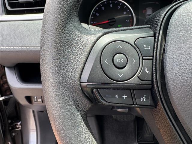 2019 Toyota RAV4 XLE - Photo 11