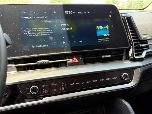 2025 Kia Sportage EX - Photo 11