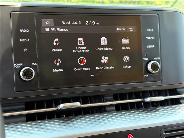 2024 Kia Carnival LX - Photo 11