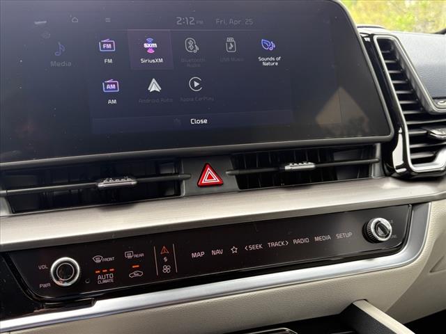 2025 Kia Sportage Hybrid EX - Photo 11