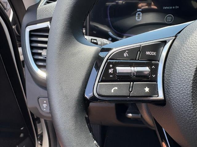 2025 Kia Seltos S - Photo 12