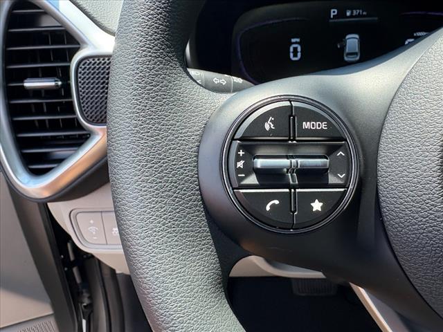 2025 Kia Soul LX - Photo 12