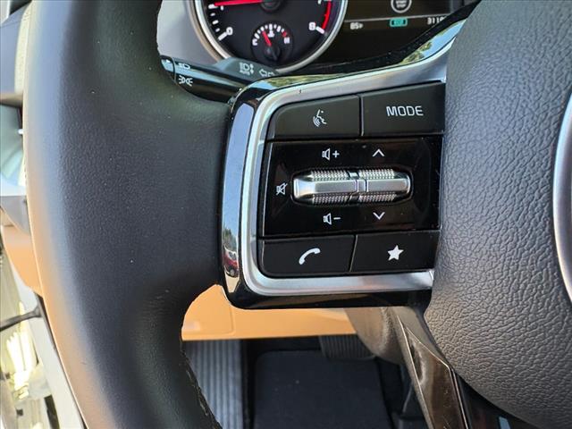 2024 Kia Carnival LX - Photo 12