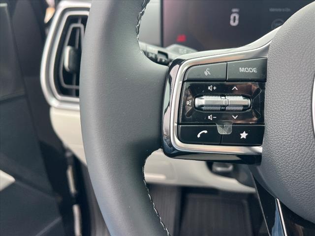 2025 Kia Sorento EX - Photo 13