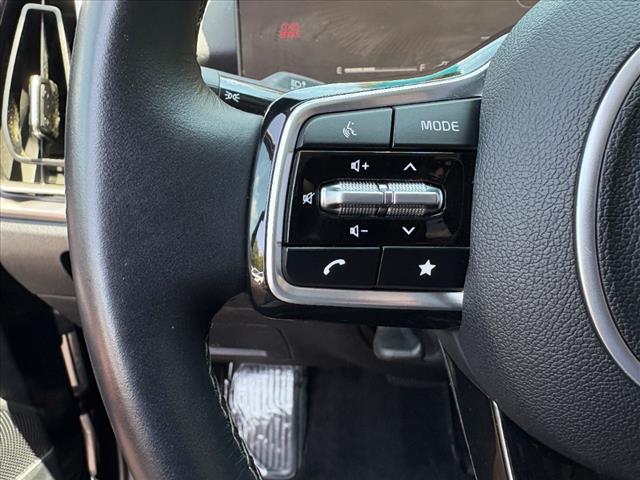2024 Kia Sorento S - Photo 13