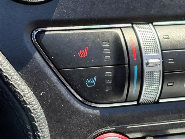 2022 Ford Mustang EcoBoost Premium - Photo 14