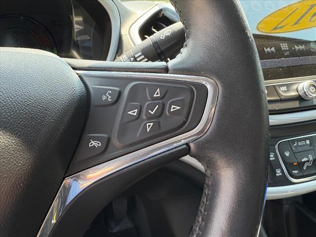 2017 Chevrolet Volt LT - Photo 14