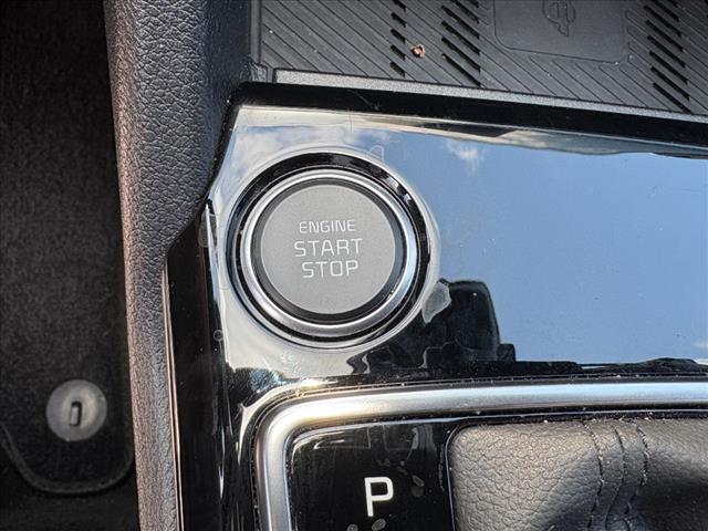 2025 Kia Sportage EX - Photo 14