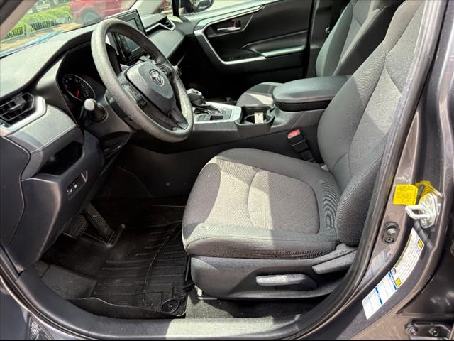 2019 Toyota RAV4 XLE - Photo 15