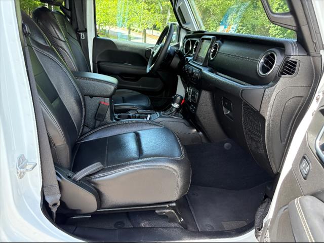 2023 Jeep Wrangler Sahara - Photo 16