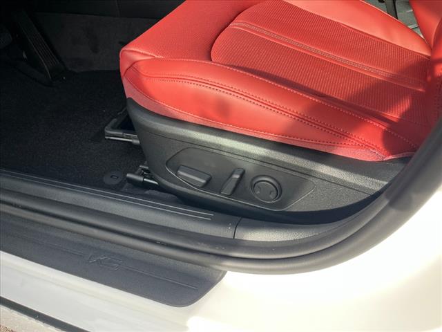2025 Kia K5 GT-Line - Photo 16