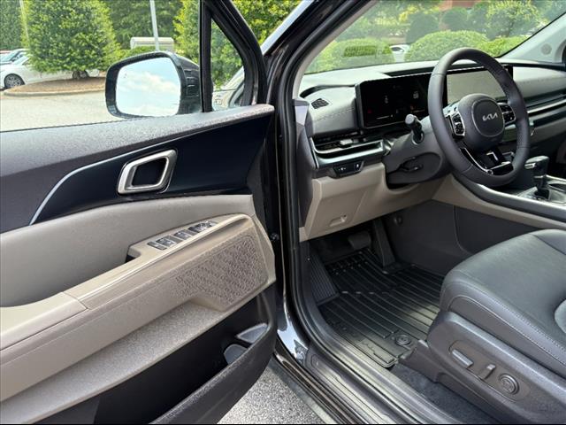 2025 Kia Carnival LXS - Photo 16