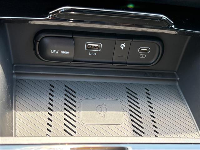 2025 Kia Sportage Plug-In Hybrid X-Line - Photo 16