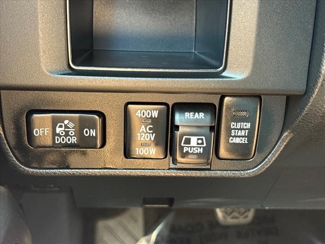 2017 Toyota Tacoma TRD Off-Road - Photo 17
