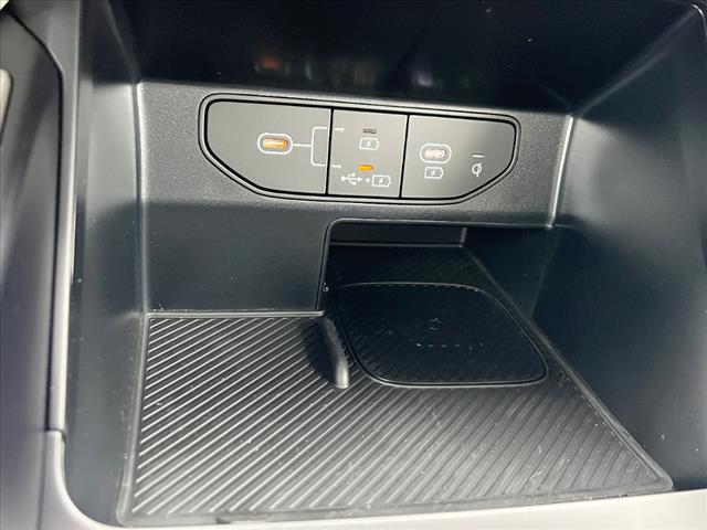 2025 Kia Sorento EX - Photo 17