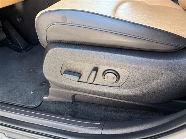 2024 Kia Carnival LX - Photo 17