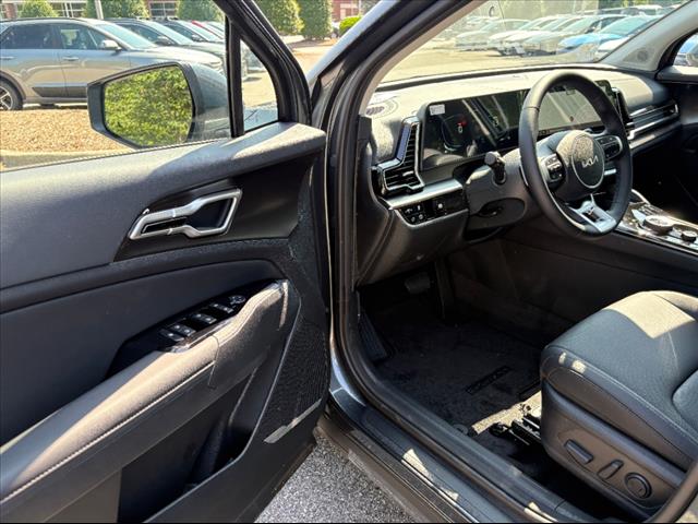 2025 Kia Sportage Hybrid EX - Photo 17