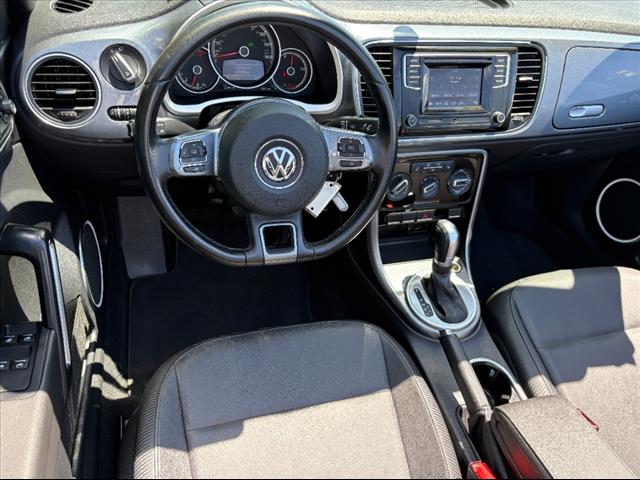 2018 Volkswagen Beetle Convertible SE - Photo 18