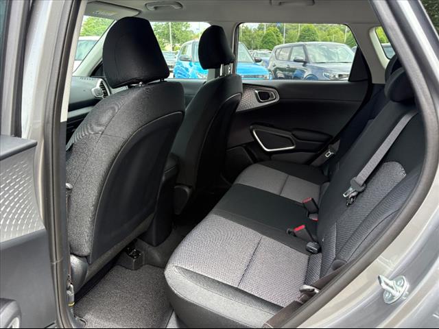 2025 Kia Soul LX - Photo 18