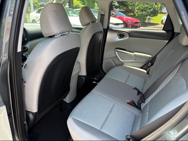 2025 Kia Soul LX - Photo 18