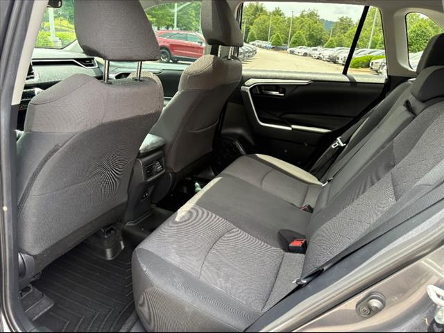 2019 Toyota RAV4 XLE - Photo 19