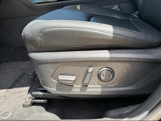 2025 Kia Sportage EX - Photo 19