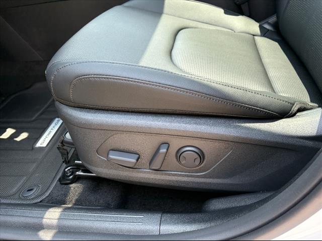 2026 Kia Sportage EX - Photo 19