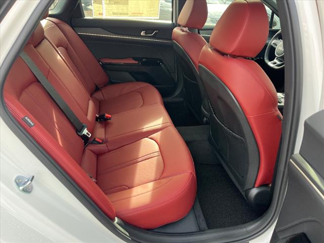 2025 Kia K5 GT-Line - Photo 19