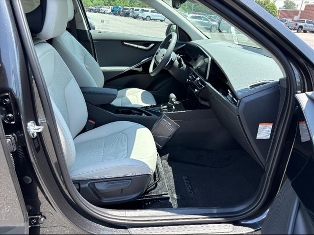 2025 Kia Niro EX - Photo 19