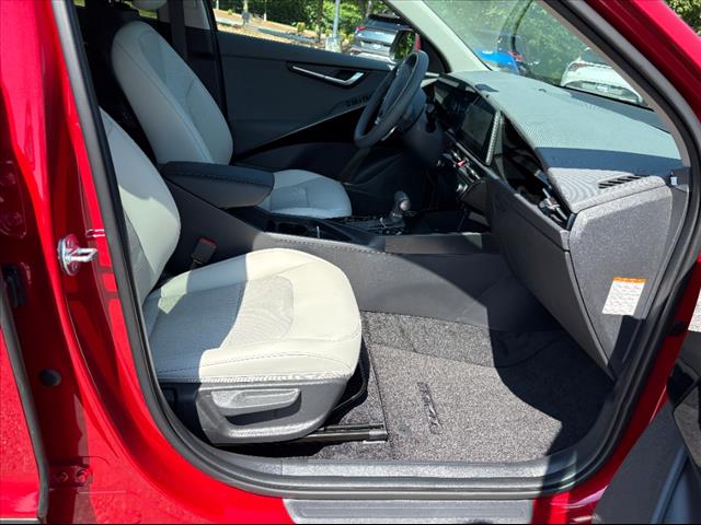 2025 Kia Niro EX - Photo 19