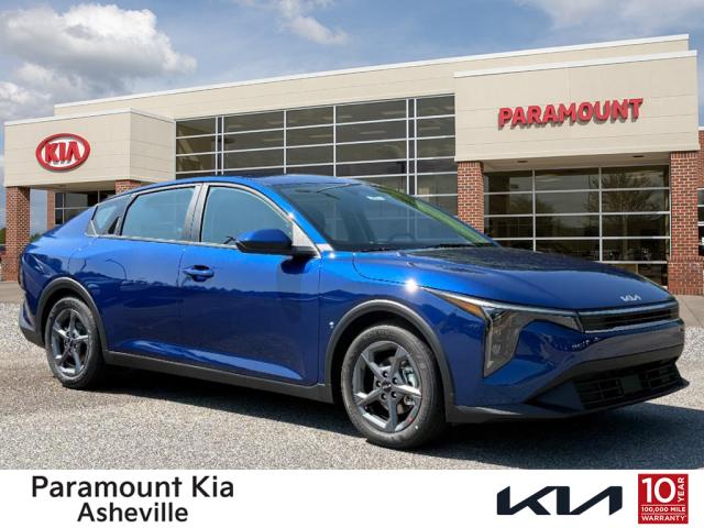 2025 Kia K4 LXS - Photo 1