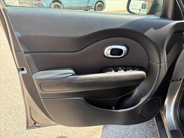2017 Kia Soul Base - Photo 20