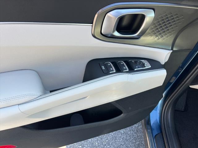 2025 Kia Sorento Hybrid EX - Photo 20