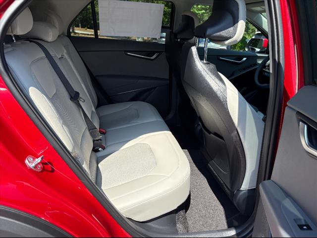 2025 Kia Niro EX - Photo 21