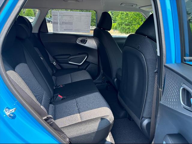 2025 Kia Soul S - Photo 21