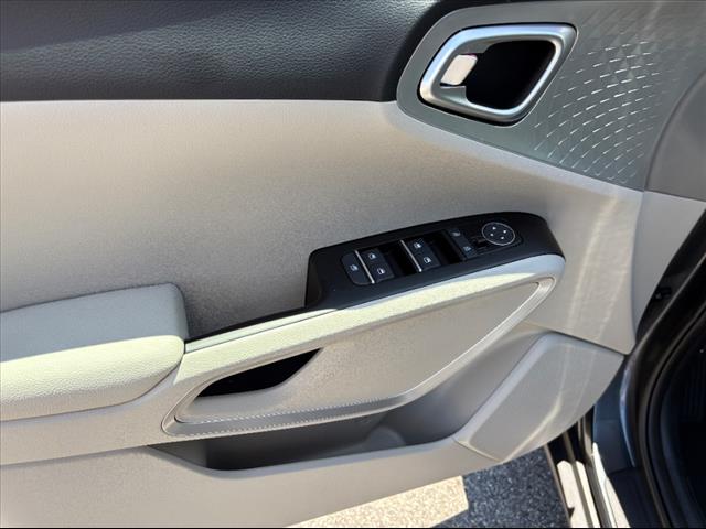 2025 Kia Soul LX - Photo 21