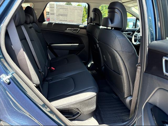 2025 Kia Sportage Hybrid EX - Photo 21