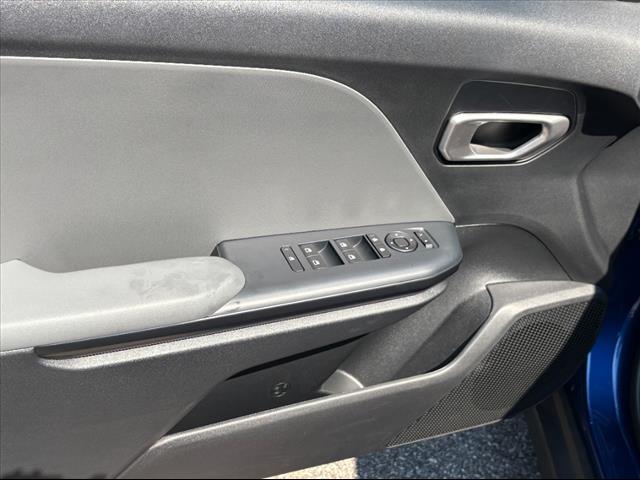 2025 Kia K4 LXS - Photo 22